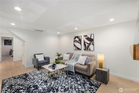 2518 36th Avenue W Seattle WA 98199