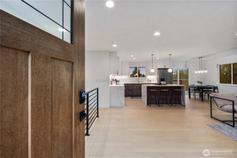 2518 36th Avenue W Seattle WA 98199