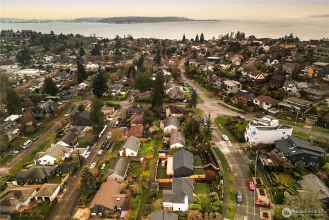 2518 36th Avenue W Seattle WA 98199