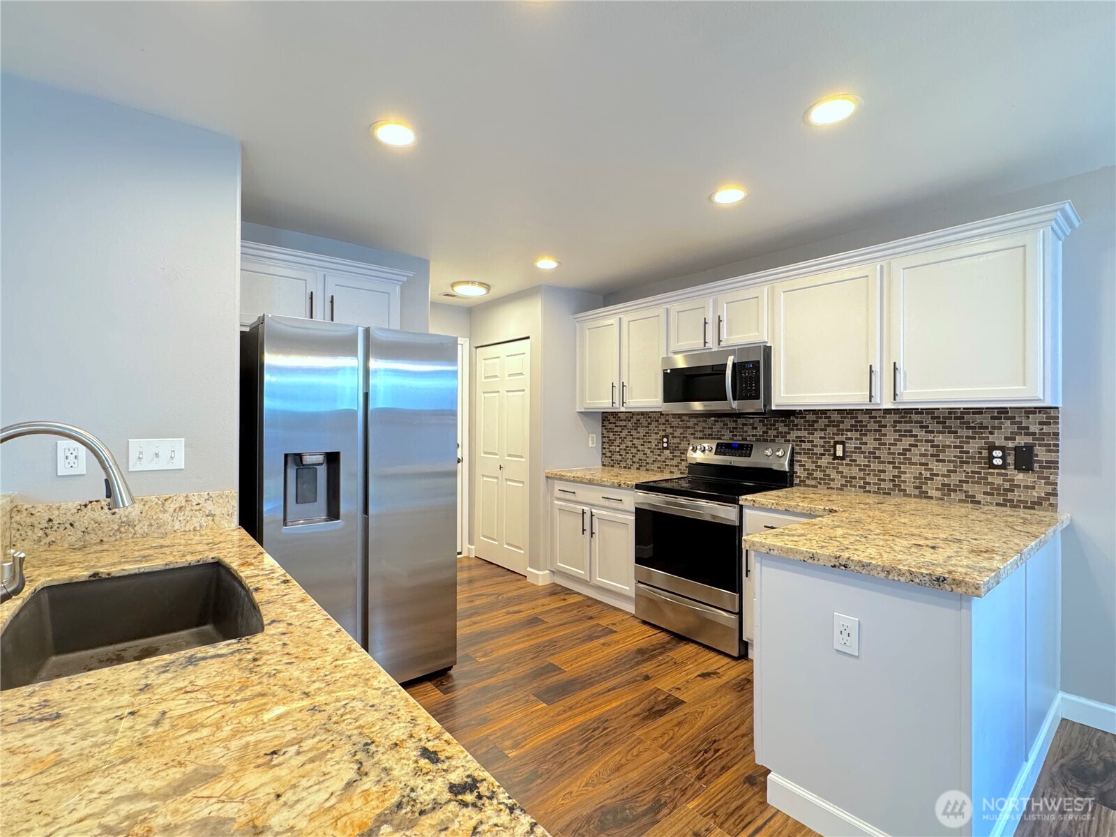 23515 SE 243rd Place Maple Valley WA 98038