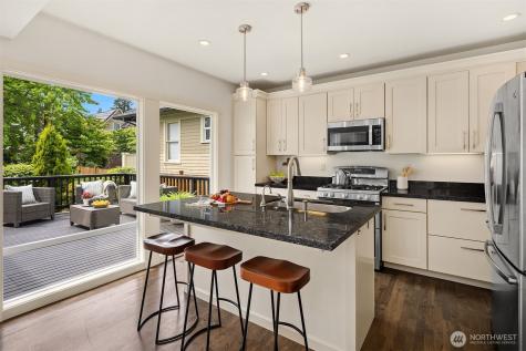 1131 19th Avenue E Seattle WA 98112