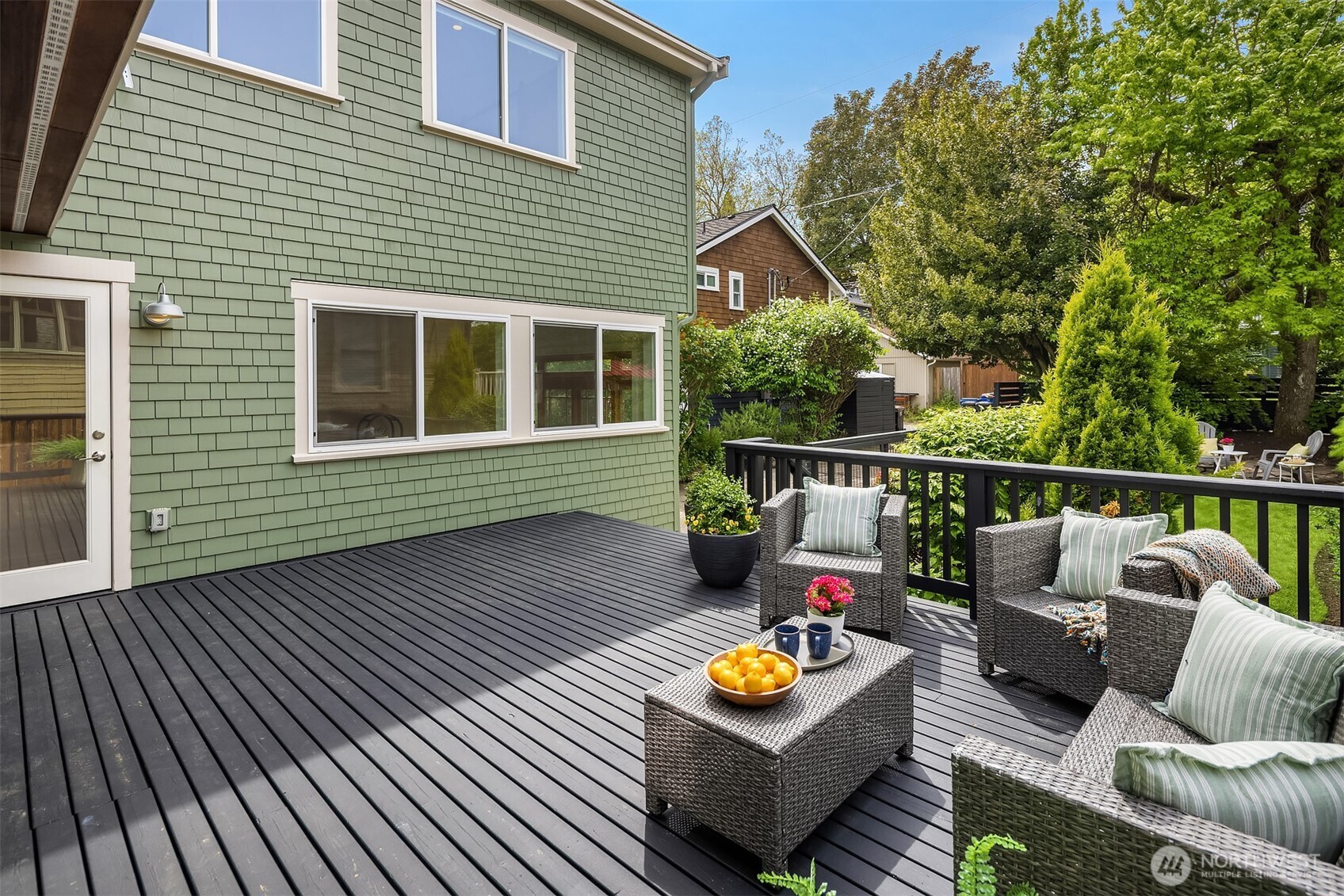 1131 19th Avenue E Seattle WA 98112