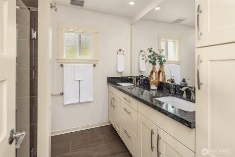 1131 19th Avenue E Seattle WA 98112
