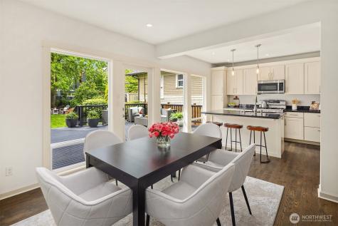 1131 19th Avenue E Seattle WA 98112