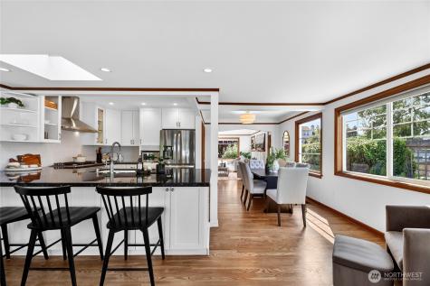3245 45th Avenue SW Seattle WA 98116