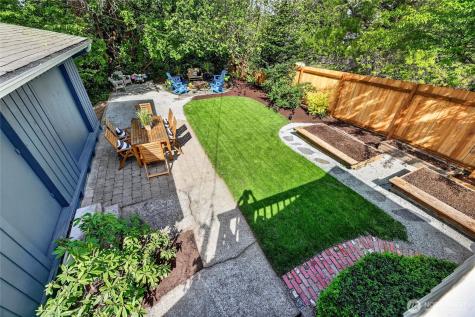 3245 45th Avenue SW Seattle WA 98116