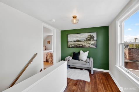 3245 45th Avenue SW Seattle WA 98116
