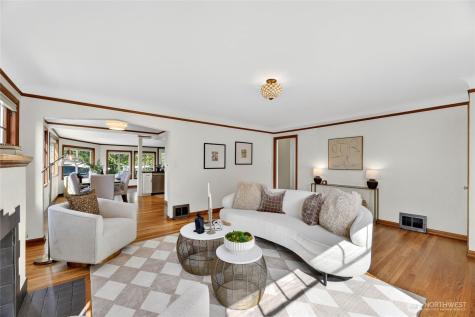 3245 45th Avenue SW Seattle WA 98116