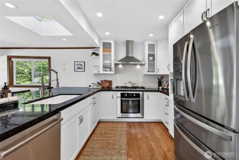 3245 45th Avenue SW Seattle WA 98116