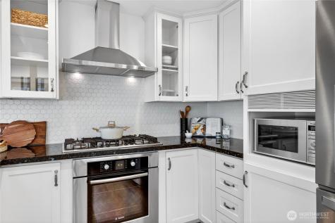 3245 45th Avenue SW Seattle WA 98116