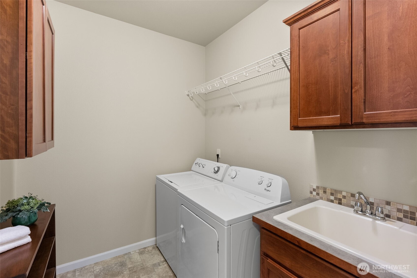 2843 South Bay Road NE Olympia WA 98506