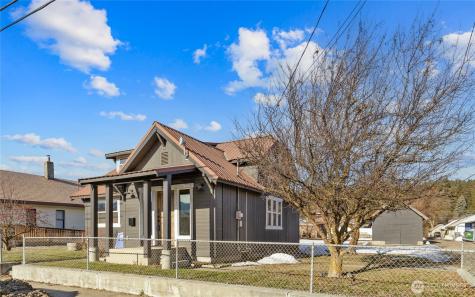 515 E 1st Street Cle Elum WA 98922