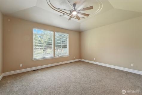 6795 Road D.8 NE Moses Lake WA 98837