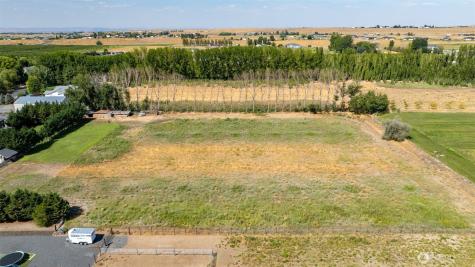 6795 Road D.8 NE Moses Lake WA 98837