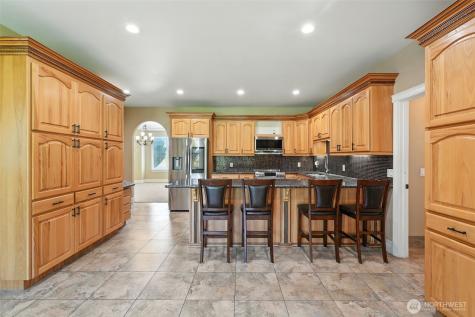 6795 Road D.8 NE Moses Lake WA 98837