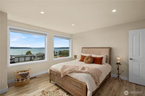 4821 Hyada Boulevard NE Tacoma WA 98422
