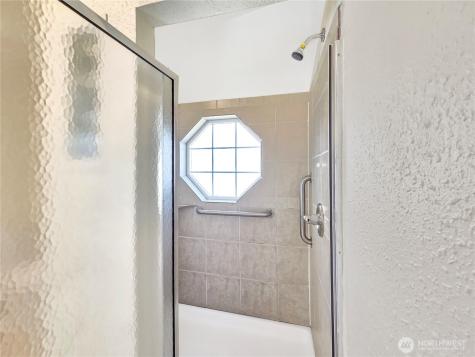 149 Nix Lane Centralia WA 98531