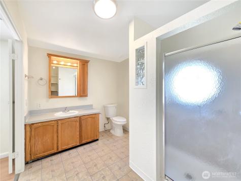 149 Nix Lane Centralia WA 98531