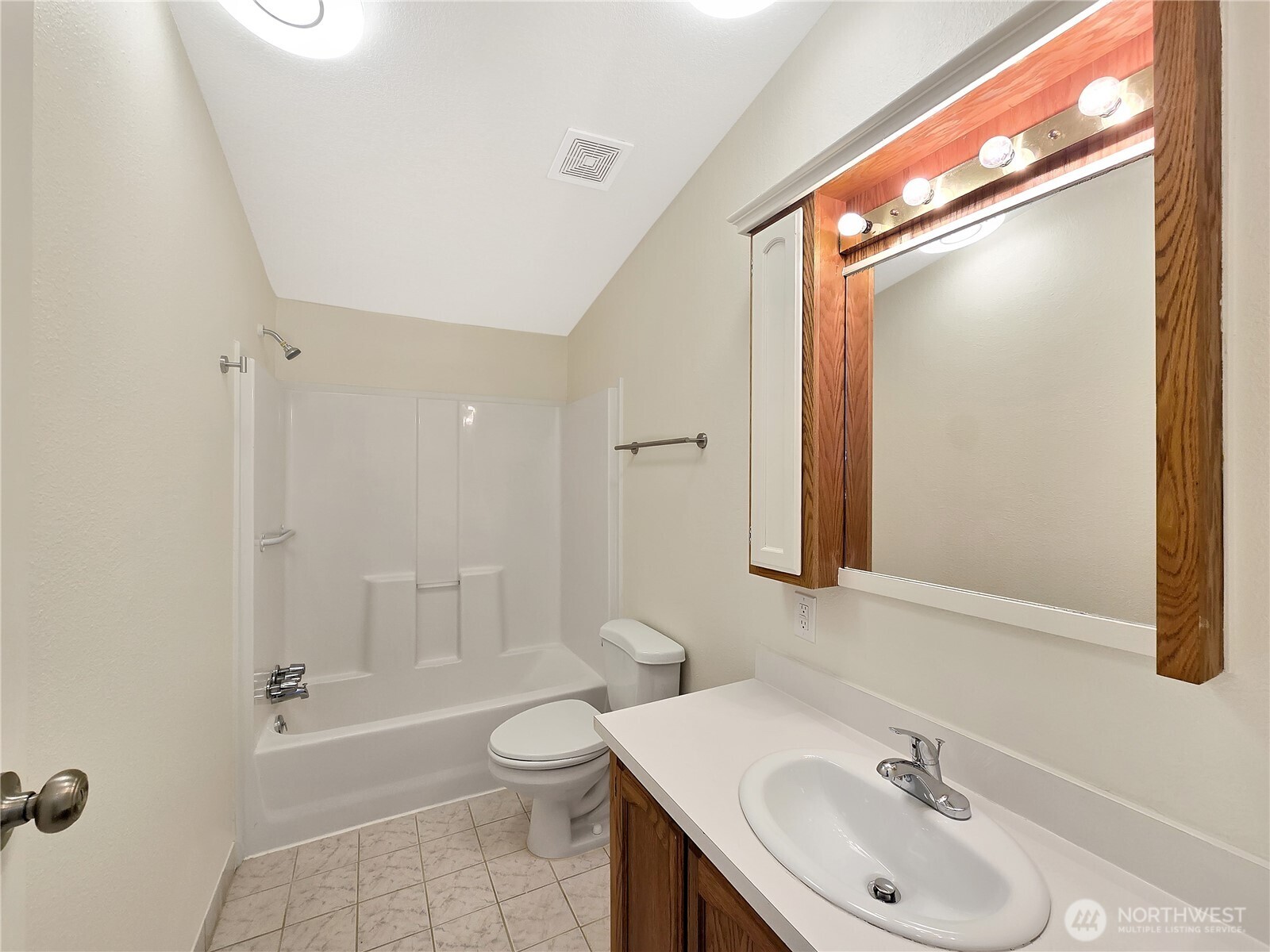 149 Nix Lane Centralia WA 98531