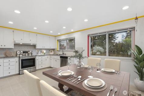 18930 66th Place W Lynnwood WA 98036