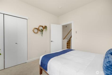 1645 22nd Avenue Seattle WA 98122