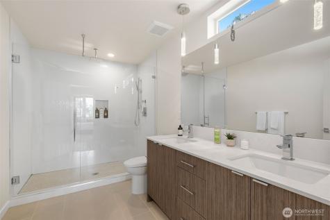 1645 22nd Avenue Seattle WA 98122