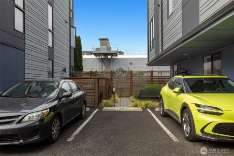 1645 22nd Avenue Seattle WA 98122