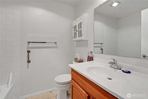 8610 Onyx Drive SW Lakewood WA 98498