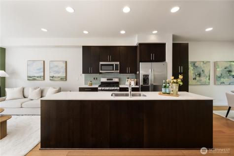 2705 S Charlestown Street Seattle WA 98108