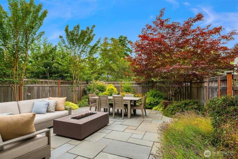 1145 33rd Avenue E Seattle WA 98112