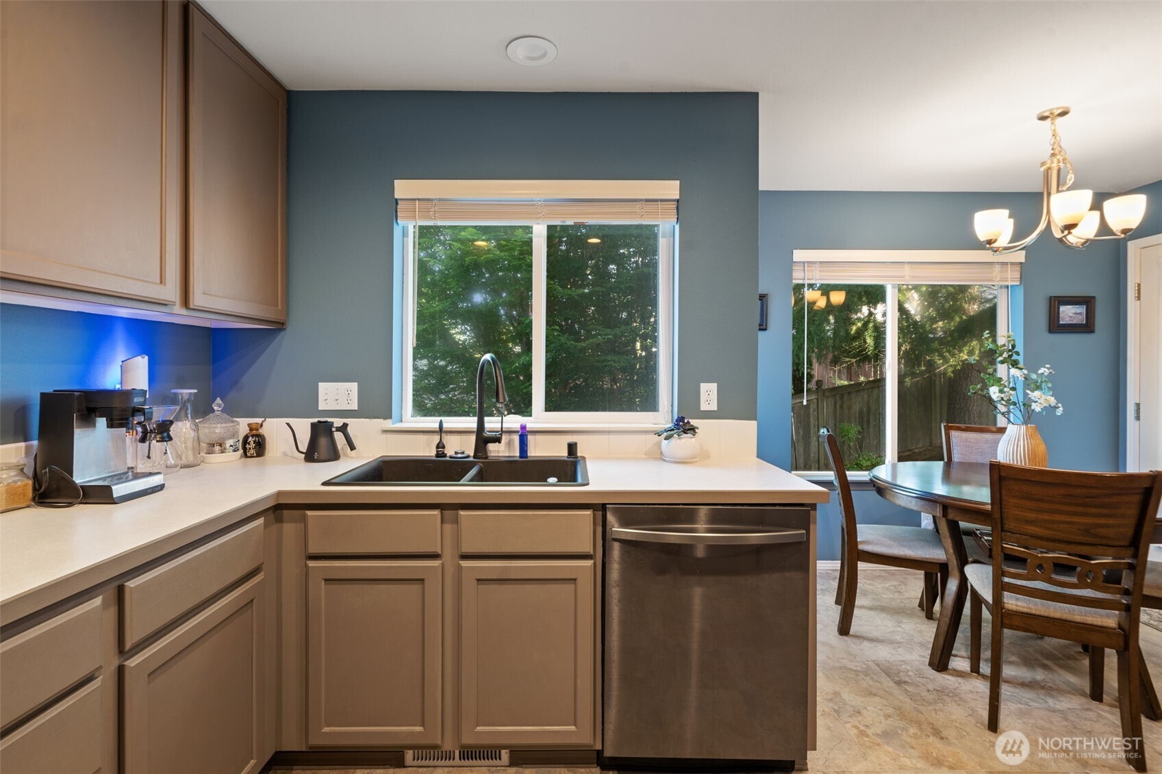4851 NW Walgren Drive Silverdale WA 98383