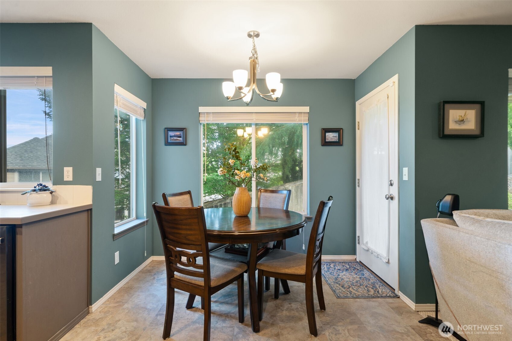 4851 NW Walgren Drive Silverdale WA 98383