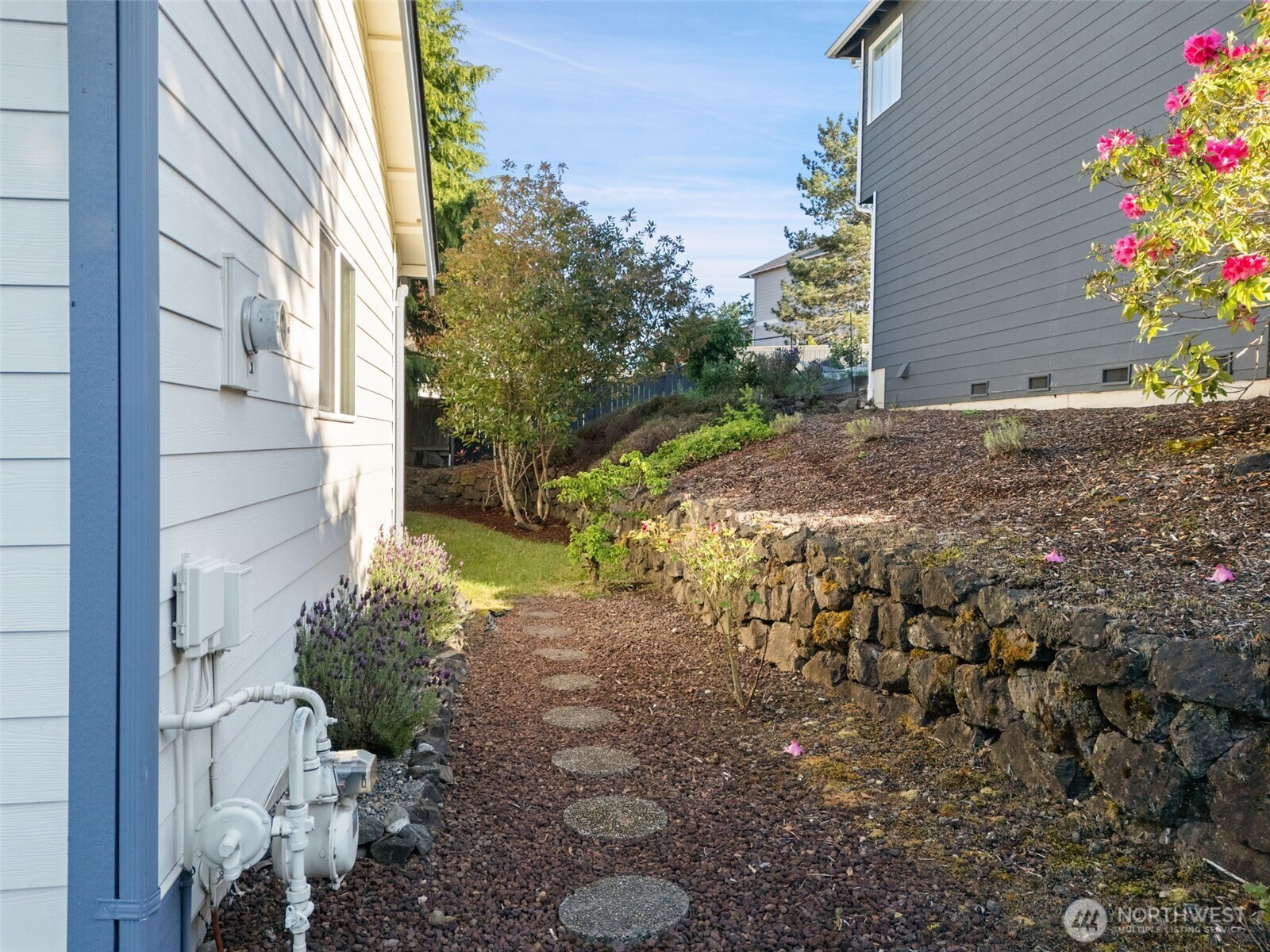 4851 NW Walgren Drive Silverdale WA 98383