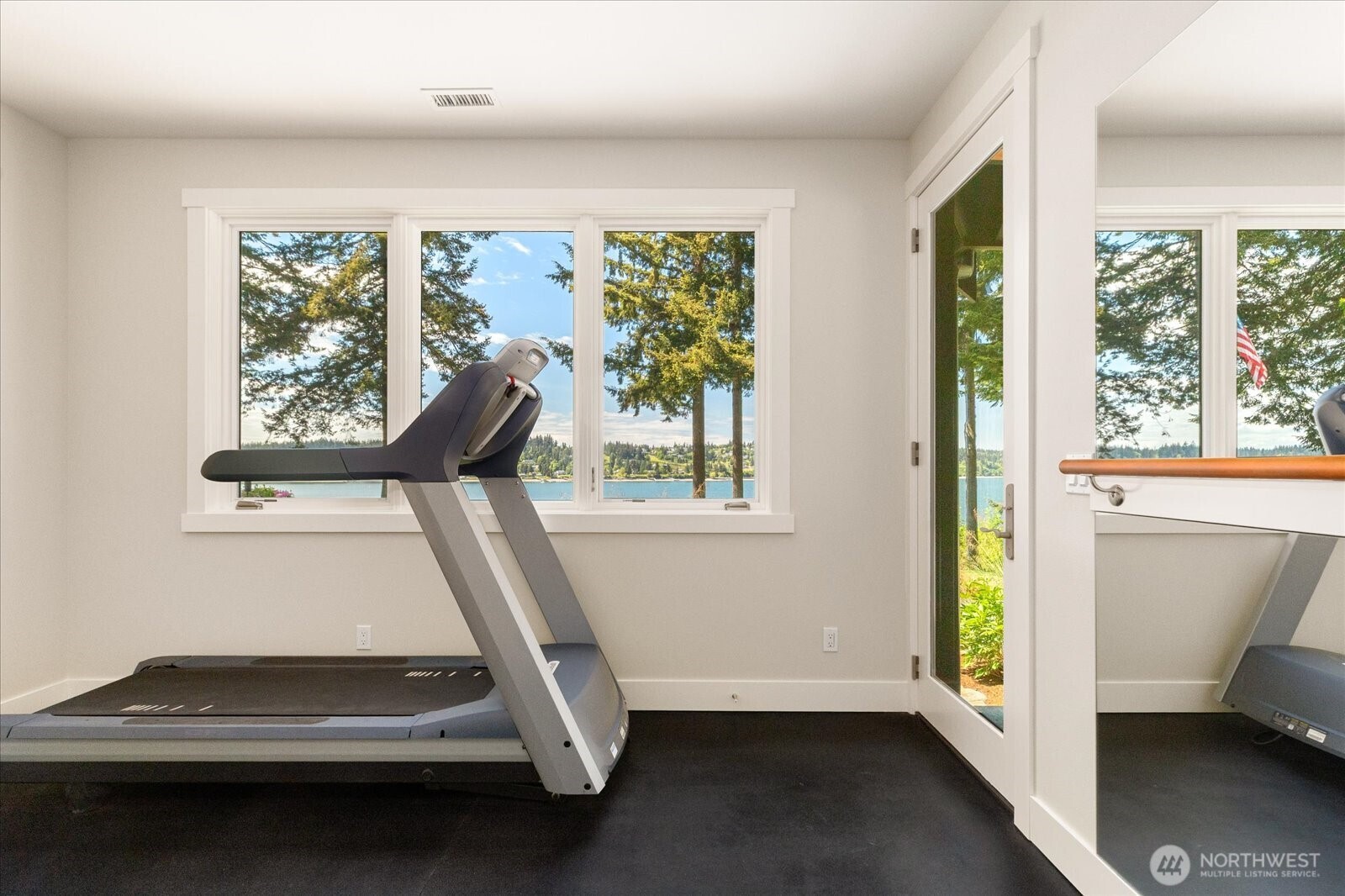 5320 East Harbor Road Freeland WA 98249