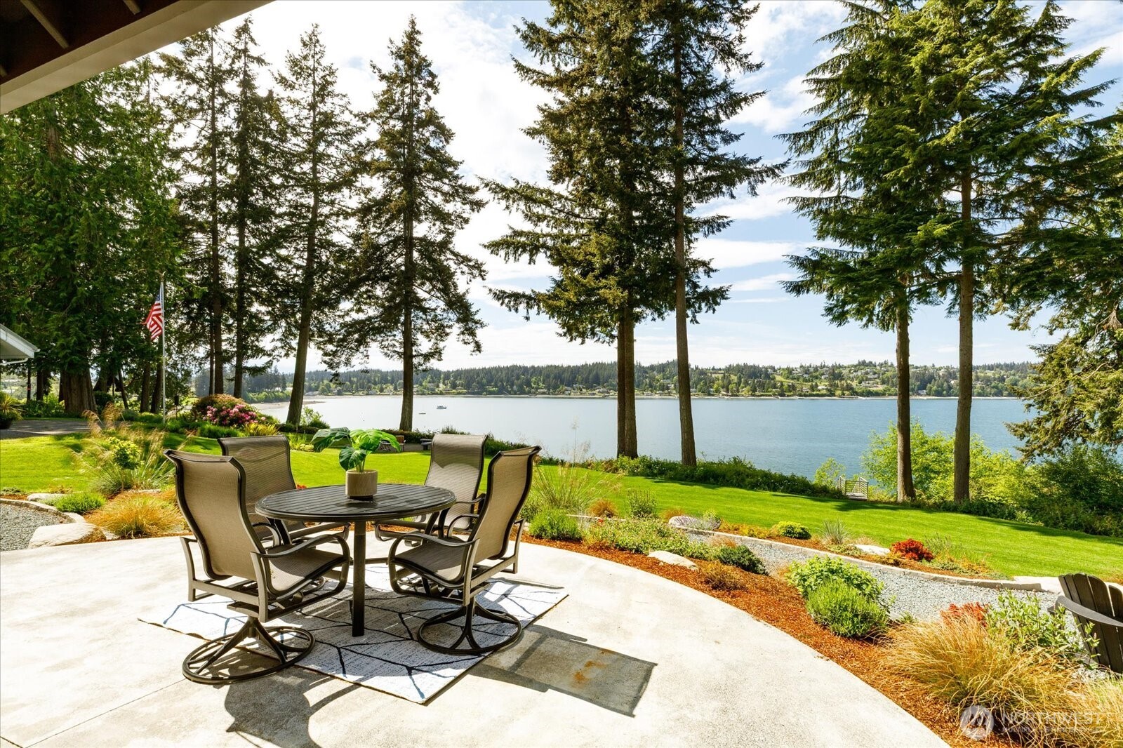 5320 East Harbor Road Freeland WA 98249
