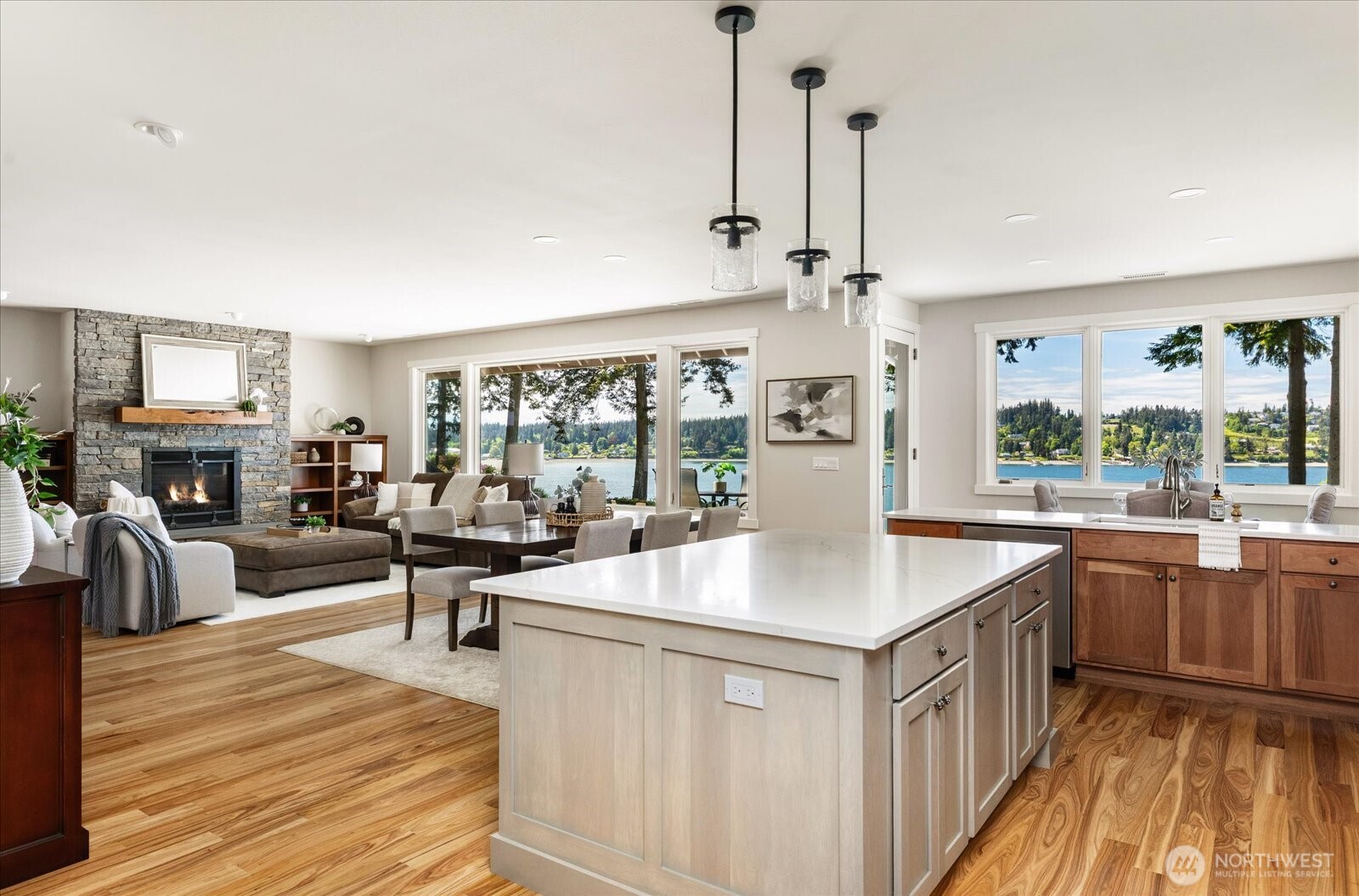 5320 East Harbor Road Freeland WA 98249