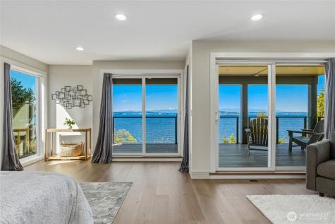 6029 Atlas Place SW Seattle WA 98136