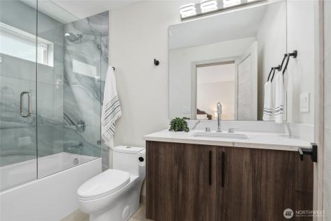 6029 Atlas Place SW Seattle WA 98136