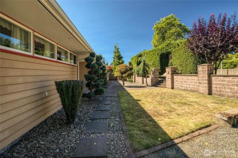 1432 Bel Aire Aberdeen WA 98520