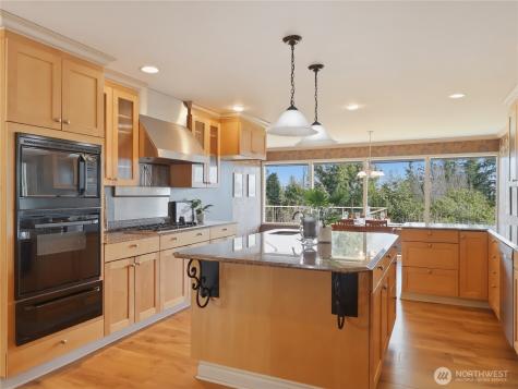 1432 Bel Aire Aberdeen WA 98520