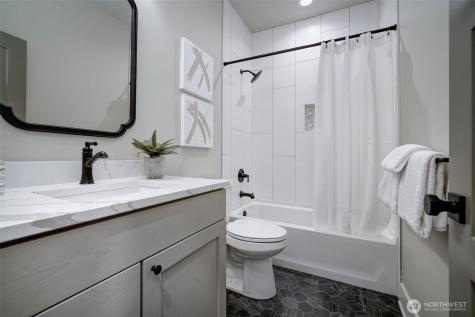 432 20th Avenue Kirkland WA 98033