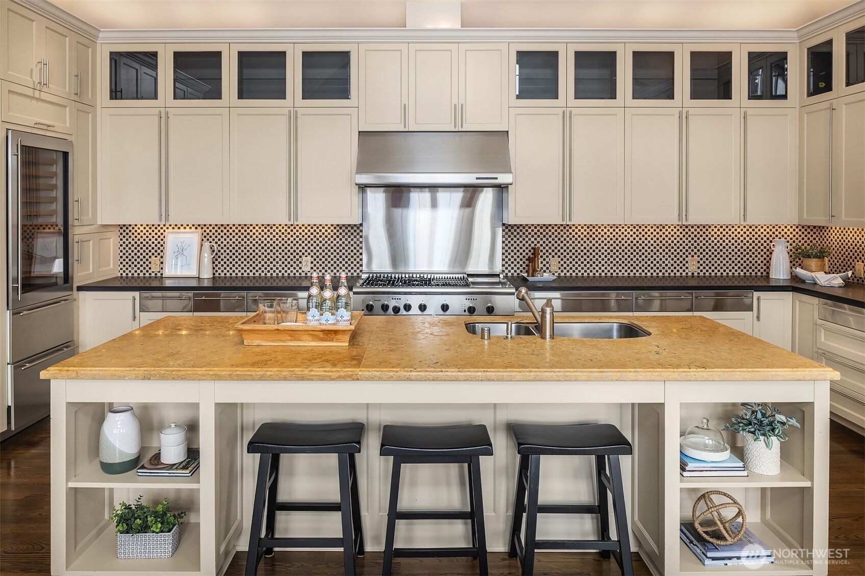 463 39th Avenue E Seattle WA 98112