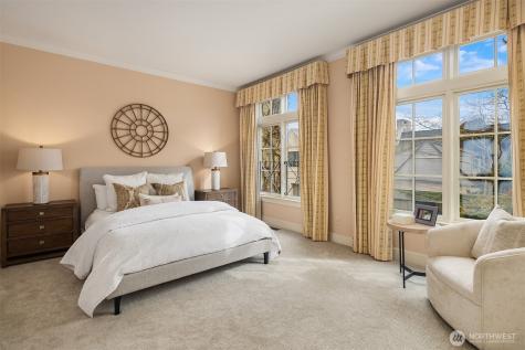 463 39th Avenue E Seattle WA 98112