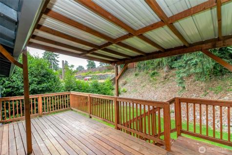 416 142nd Street Ct S Tacoma WA 98444