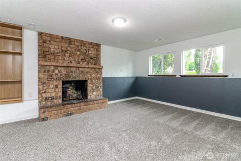 416 142nd Street Ct S Tacoma WA 98444