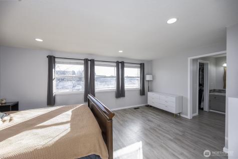 306 Belmont Avenue Moses Lake WA 98837