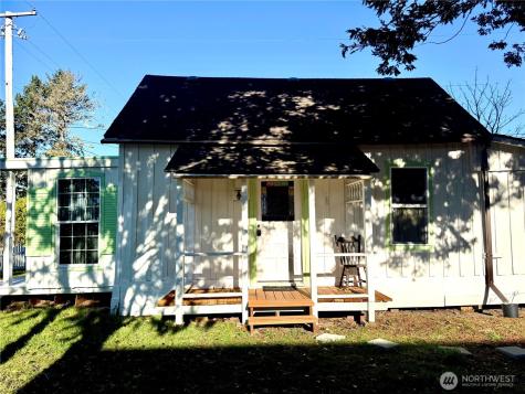 26414 Ridge Avenue Ocean Park WA 98640