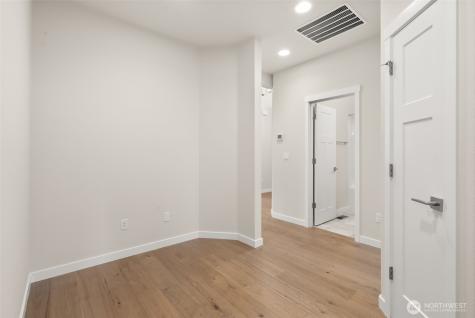 832 Bodie Street SE Lacey WA 98513