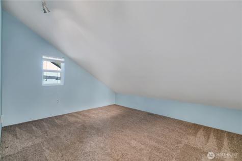 2653 NE Fern Glen Road Poulsbo WA 98370