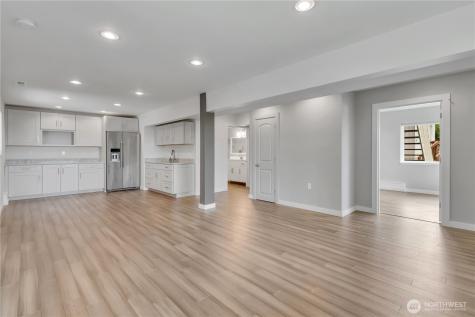 2653 NE Fern Glen Road Poulsbo WA 98370